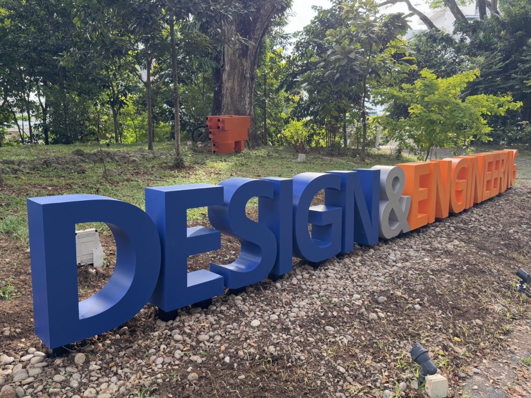 NUS 3D SIGNAGE