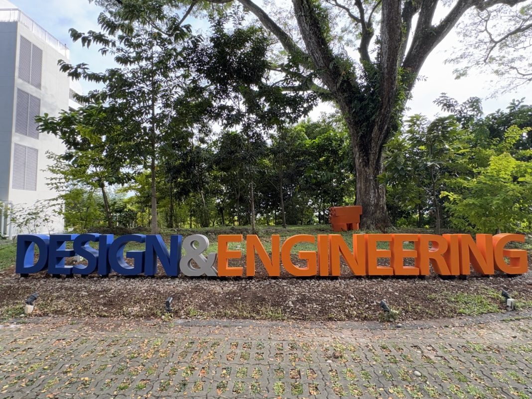 NUS 3D SIGNAGE