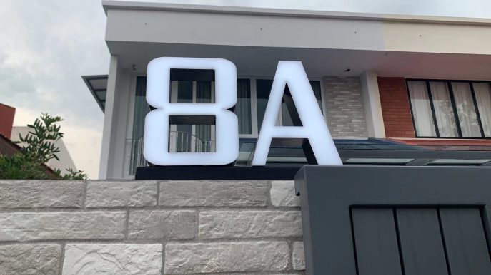 Lighted house number signage