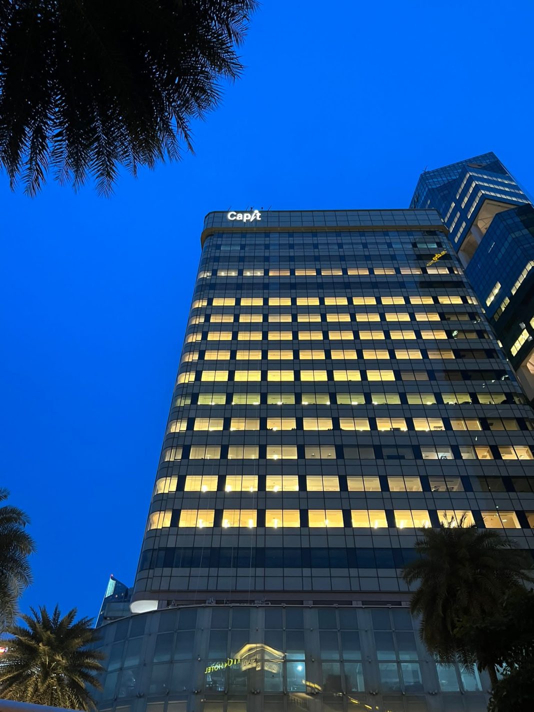CapitaLand’s Front-Lit Signage
